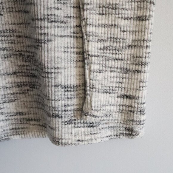 Dynamite Women's Sz S Mock Neck Ribbed Long Sleeve Stretch Pullover T-Shirt Top - Picture 7 of 11